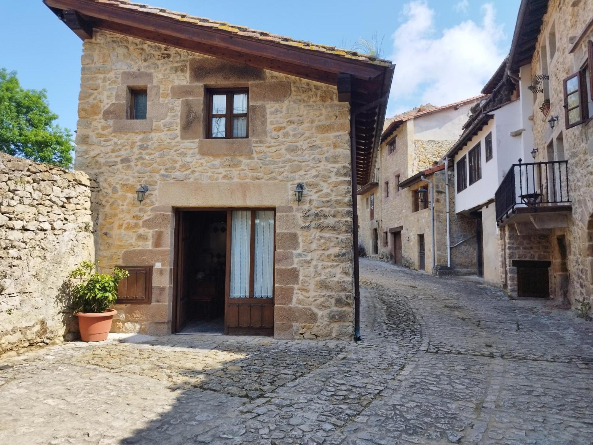 Apartamentos Legado De Santillana Santillana del Mar Exterior photo