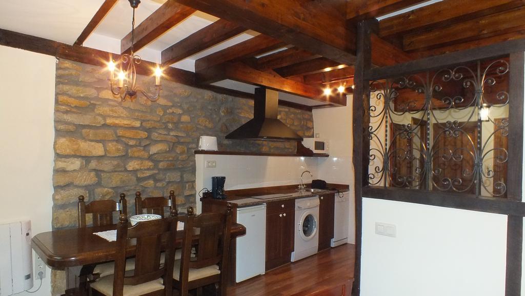 Apartamentos Legado De Santillana Santillana del Mar Exterior photo