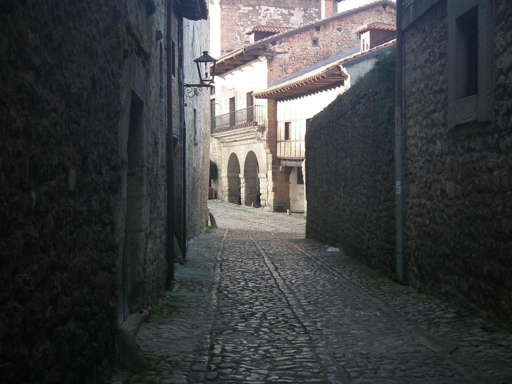 Apartamentos Legado De Santillana Santillana del Mar Exterior photo