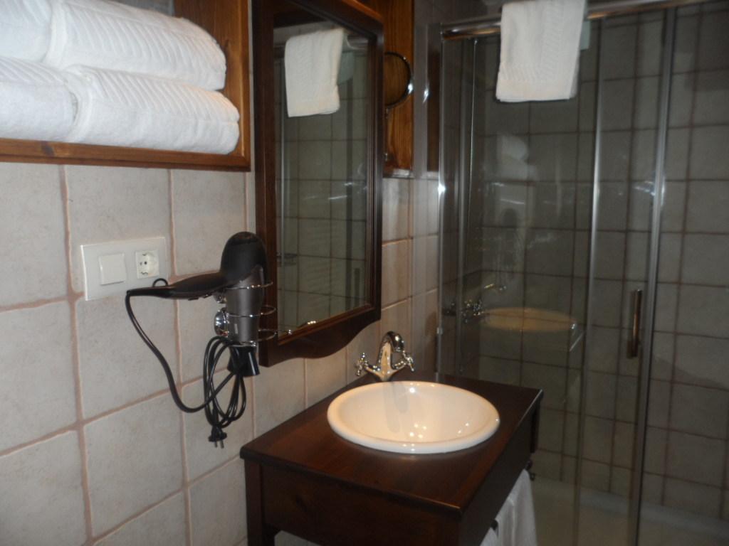 Apartamentos Legado De Santillana Santillana del Mar Room photo