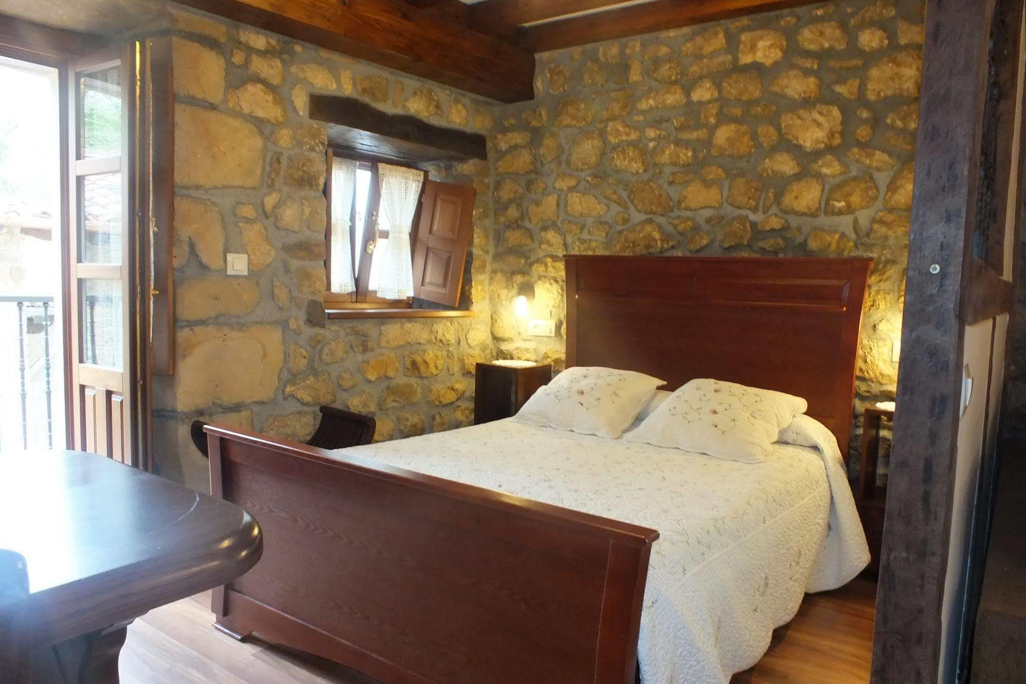 Apartamentos Legado De Santillana Santillana del Mar Exterior photo